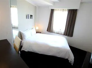 Apa Hotel Sagamihara Hashimoto Ekimae 3*,  Japan